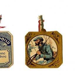épinglettes journée poilu.jpg