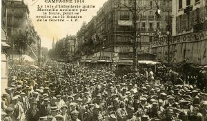 Le 141e rgiment d'infanterie quittant Marseille, dfile sur la Canebire ( 107 Fi 1726 )