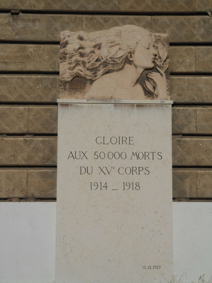 monument au XVeme corps.jpg