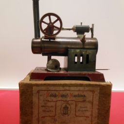 Machine  vapeur J. F., mtal, [1900  1935], (coll. part.)