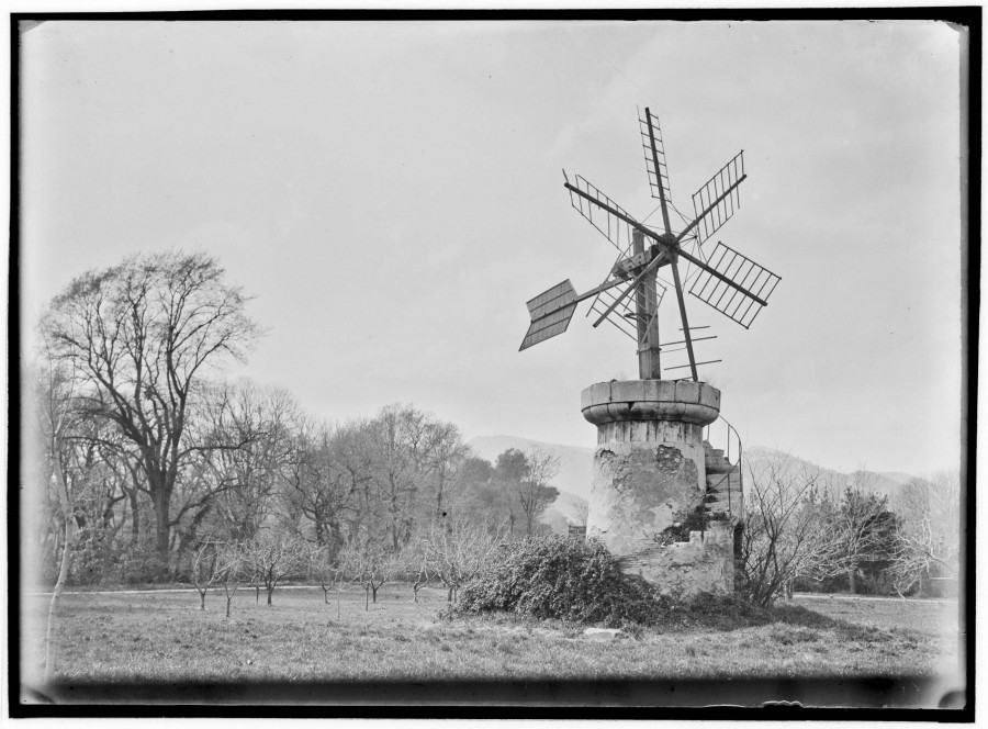 Edouard CORNET, l'olienne de la campagne Gilibert (AMM, 115 Fi 903)