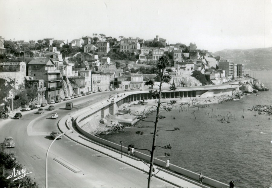 ANONYME, la plage du Prophte, [vers 1960], carte postale (AMM, 15 Fi 140)