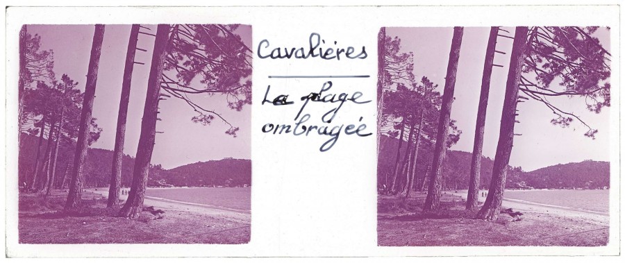 Lucien CHOPIN (1899 - 1979), la plage de Cavalire au Lavandou [annes 1950], photographie stroscopique positive sur plaque de verre 45 x 107 mm (AMM, 33 Fi 1783)