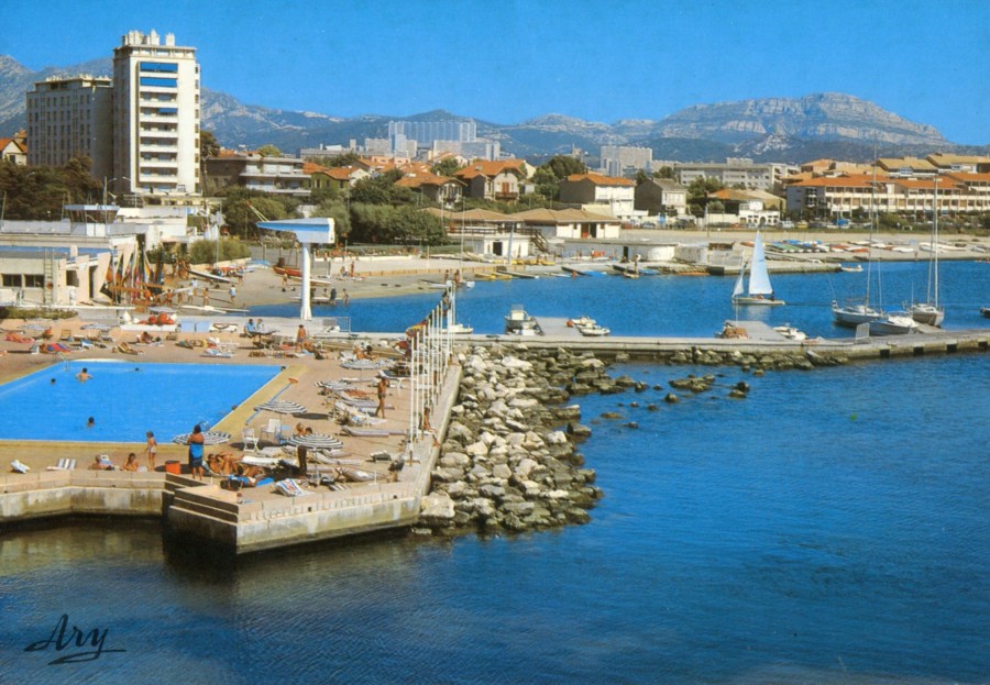 ANONYME, le Palm Beach, [annes 1980], carte postale (AMM, 15 Fi 109)